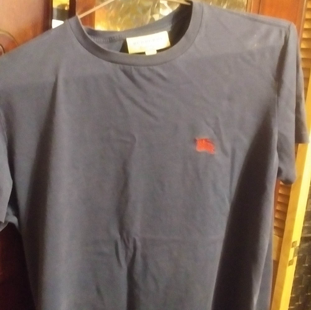 T-SHIRT - Picture 2 of 4